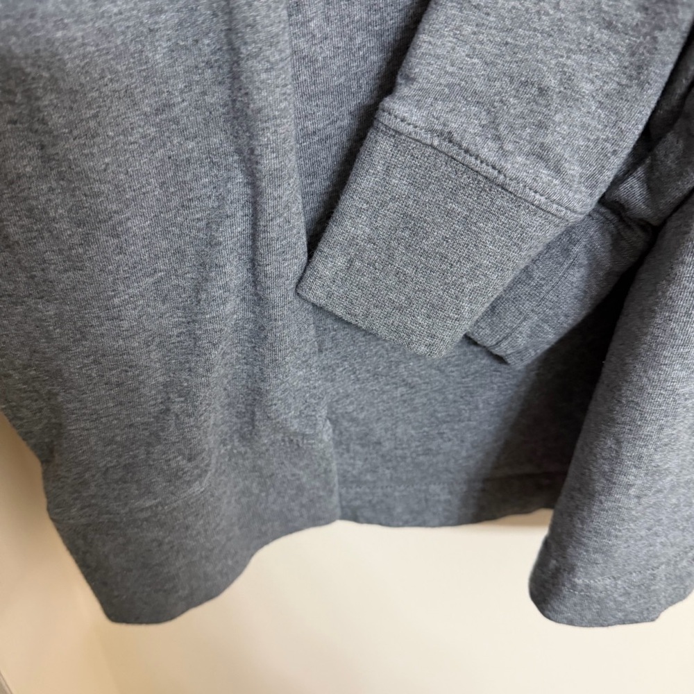 Eddie Bauer Men's Charcoal Long Sleeve Tee - Picture 3 of 3